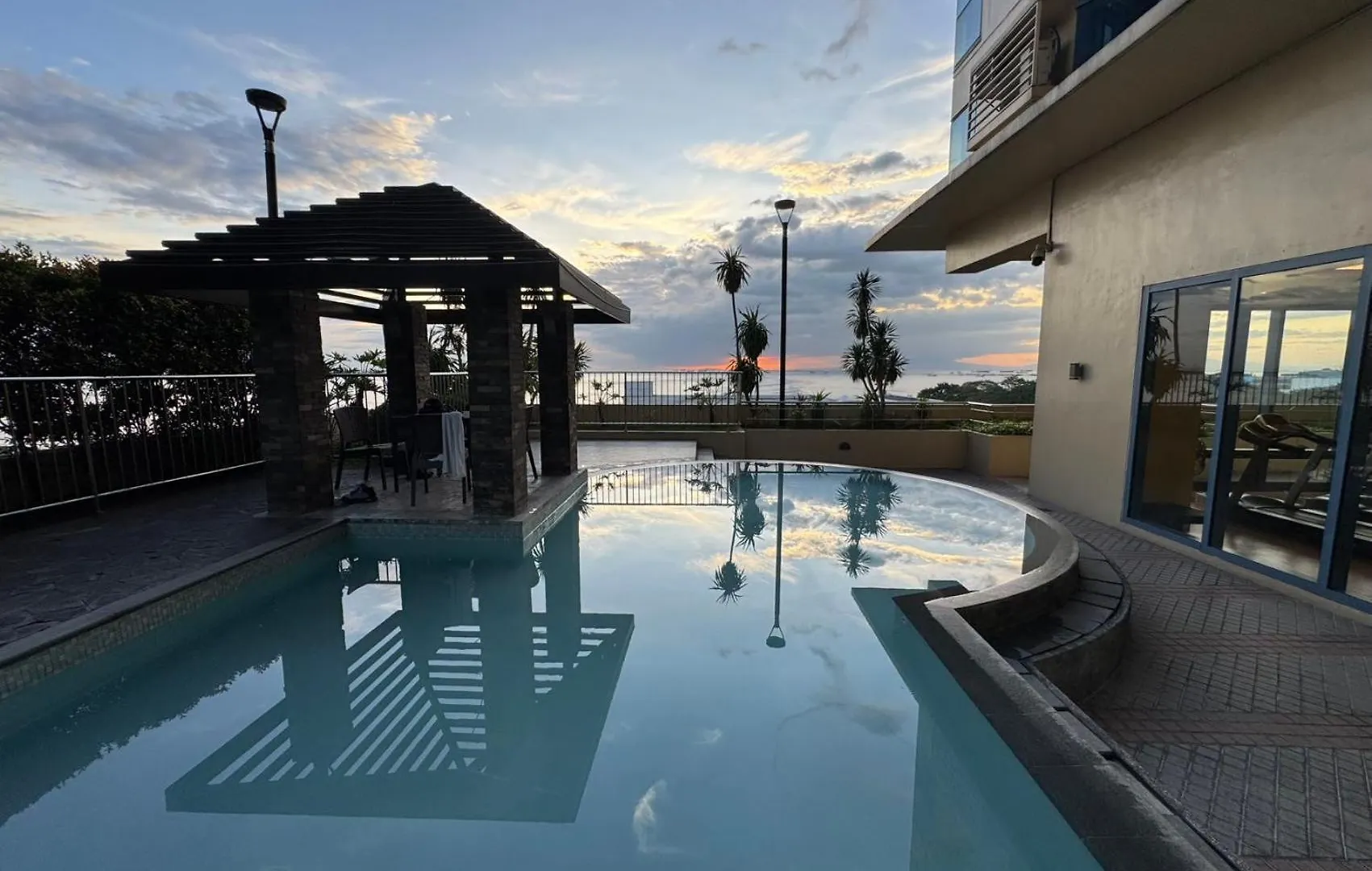 Διαμέρισμα Grand Riviera Suites Μανίλα
