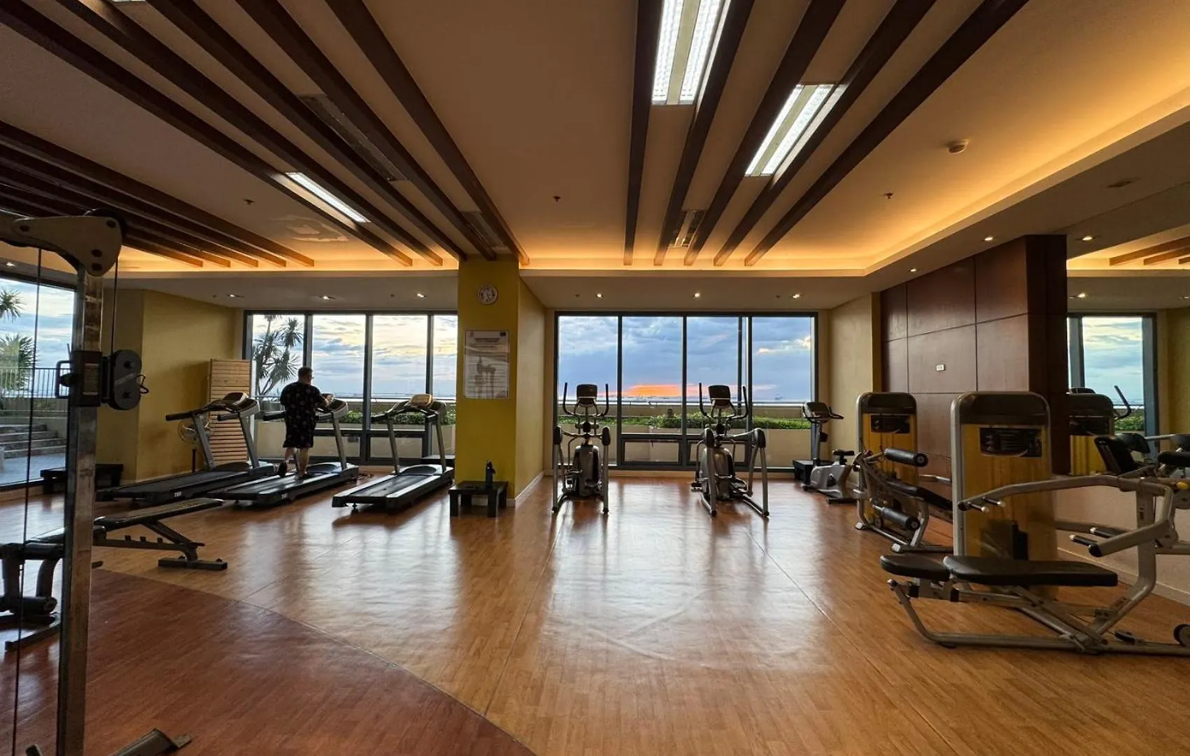 Grand Riviera Suites Μανίλα 0*,