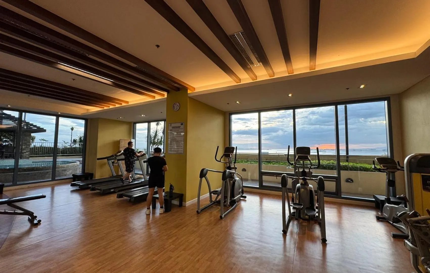 Grand Riviera Suites Manila